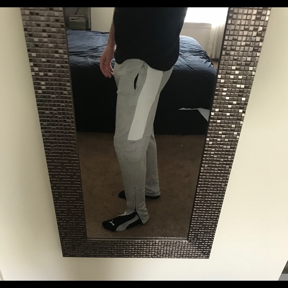 🚩Sold🚩🔥Adidas Joggers🔥 - Picture 7 of 8